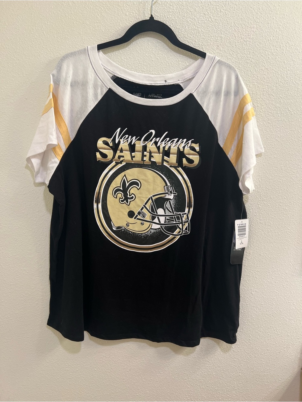 NWT Torrid NFL Football New Orleans Saints 2X Tee